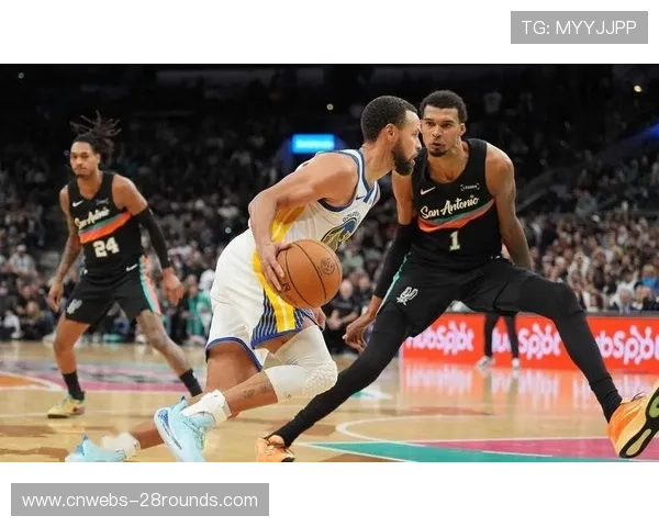 雷霆121-92大胜湖人,亚历山大率队领跑西部