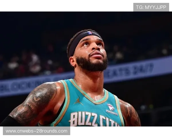 迈尔斯·布里奇斯次节16分，黄蜂半场领先公牛